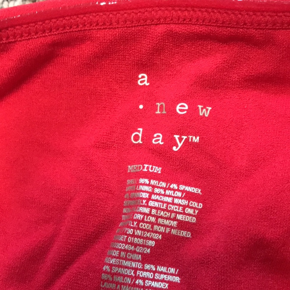 a new day Woman’s Red & Black Strapless Tube Crop Top Butter Soft Sz M | NWT - Picture 6 of 6